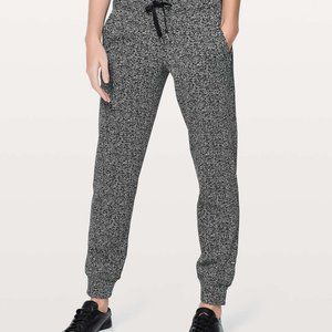 Lululemon Ready To Rulu Pant 29" Reconnect Jacquard Luon White Black 6 JOGGER EU